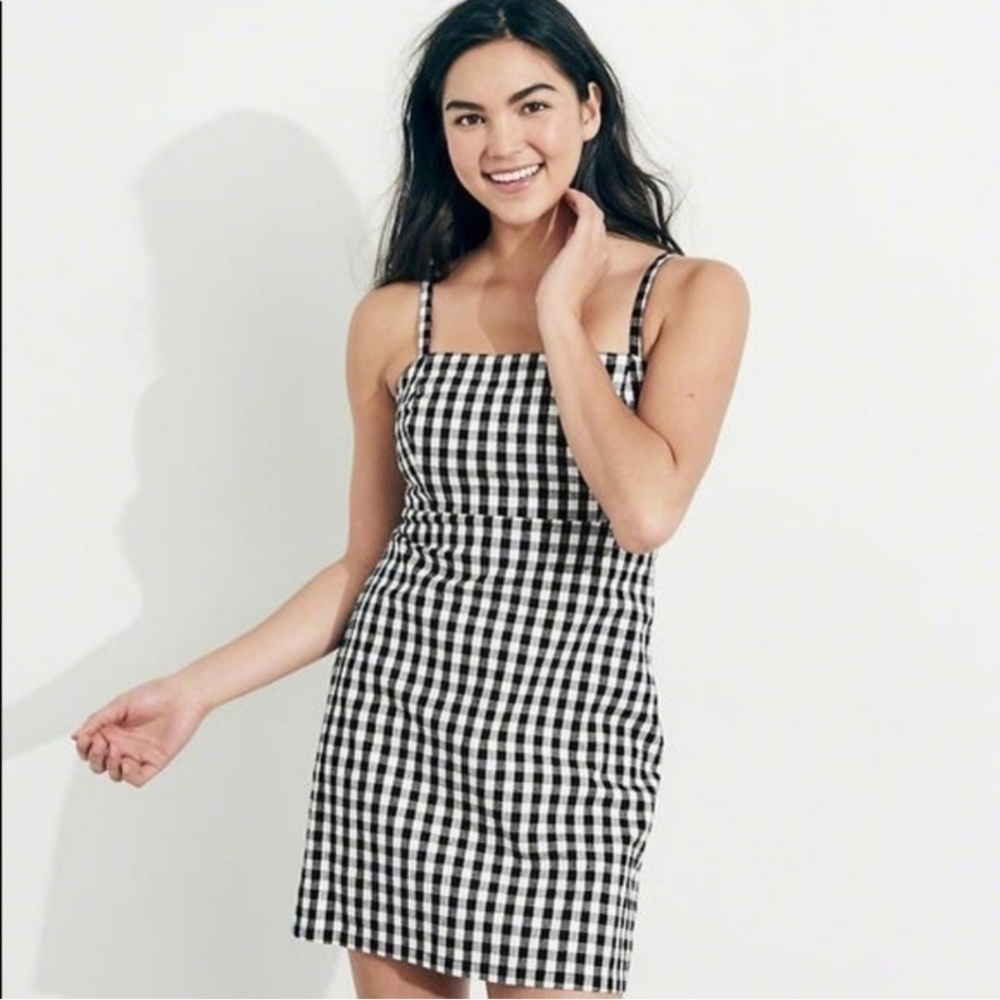 Hollister Black White Gingham Plaid Sleeve Mini Dress Adjustable Spaghetti Strap